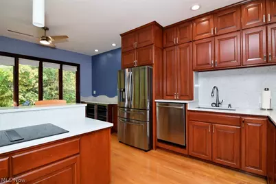 9205 Wilderness Passage Trail, Chagrin Falls, OH 44023 - Photo 12