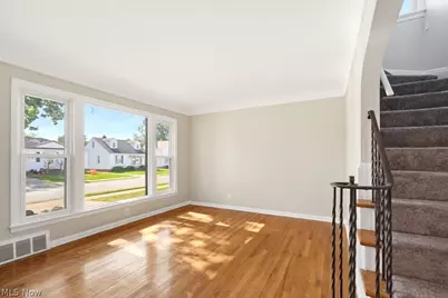 29025 Barjode Road, Willowick, OH 44095 - Photo 8