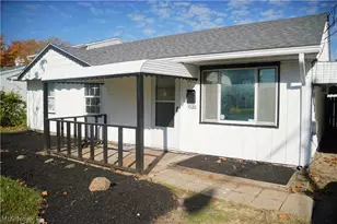 1926 W 21st St, Lorain, OH 44052 - Photo 4
