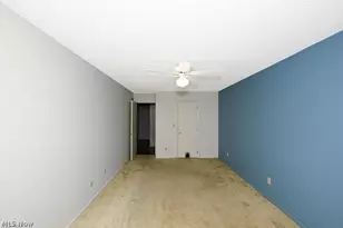 879 Hampton Ridge Dr, Akron, OH 44313 - Photo 16