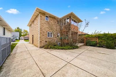 520 Orchardview Avenue, Green Hills, OH 44113 - Photo 8