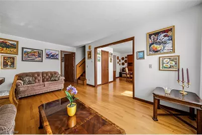 520 Orchardview Avenue, Green Hills, OH 44113 - Photo 14