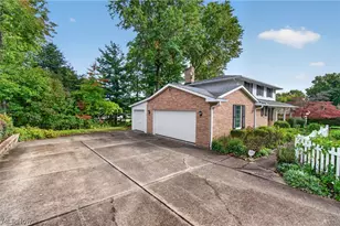2550 Dogwood Dr NE, Massillon, OH 44646 - Photo 2