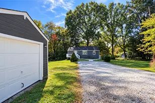 1714 Woods Rd, Akron, OH 44306 - Photo 30