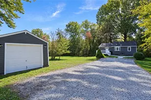 1714 Woods Rd, Akron, OH 44306 - Photo 10