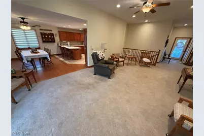 1152 Pine Bluff Drive NE, New Philadelphia, OH 44663 - Photo 8