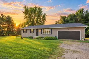 8835 Dover Rd, Apple Creek, OH 44606 - Photo 2