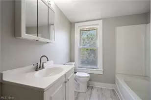 1152 Manning Ave, Akron, OH 44307 - Photo 14