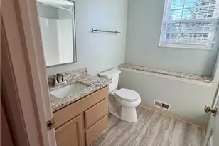7550 Chandler Ct, Sagamore Hills, OH 44067 - Photo 30