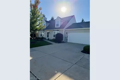 7550 Chandler Court #40, Sagamore Hills, OH 44067 - Photo 4