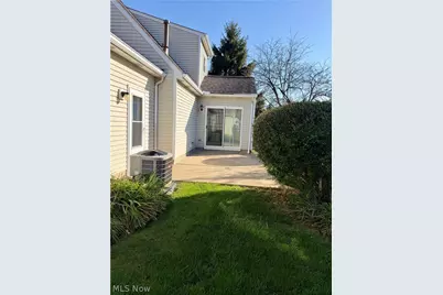 7550 Chandler Court #40, Sagamore Hills, OH 44067 - Photo 36