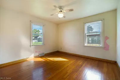 4116 Middlebranch Avenue NE, Canton, OH 44705 - Photo 14