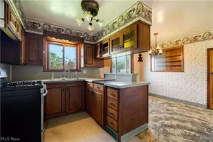 4116 Middlebranch Ave NE, Canton, OH 44705 - Photo 8