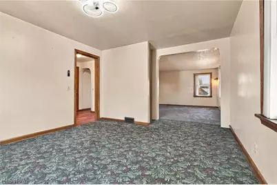 2459 Georgetown Road NE, Canton, OH 44704 - Photo 14
