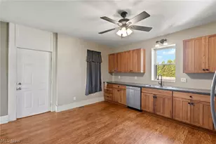 7385 Kemary Ave SW, Navarre, OH 44662 - Photo 10