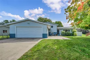 3246 Woodington Ave SW, Canton, OH 44706 - Photo 2