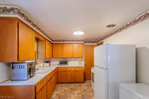 721 Rhoda Ave, Youngstown, OH 44509 - Photo 6