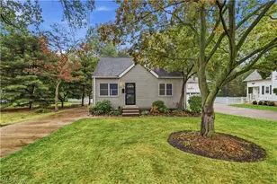 130 Forest Hill Dr, Avon Lake, OH 44012 - Photo 4