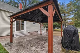 130 Forest Hill Dr, Avon Lake, OH 44012 - Photo 36