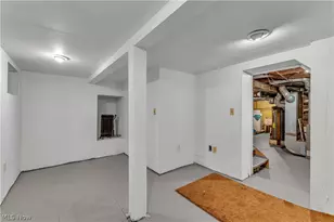 2364 Mogadore Rd, Akron, OH 44312 - Photo 16