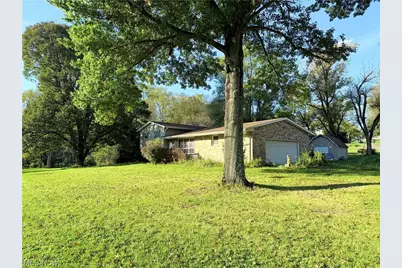10715 Orrville Street NW, Massillon, OH 44647 - Photo 20
