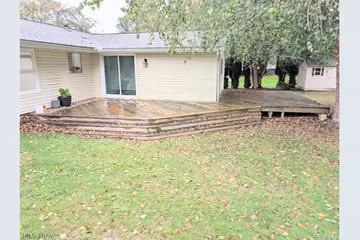 270 E Highland Drive, Zanesville, OH 43701 - Photo 10