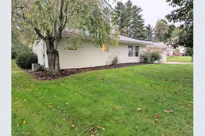 270 E Highland Drive, Zanesville, OH 43701 - Photo 4