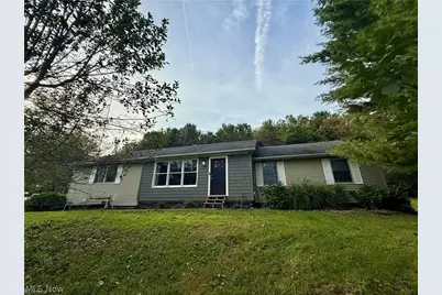 4239 State Route 39 NE, New Philadelphia, OH 44663 - Photo 1
