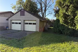 1516 Milford St NE, Canton, OH 44714 - Photo 6