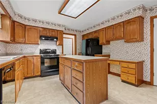 2650 Lacolline Dr, Stow, OH 44224 - Photo 12