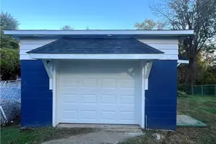 2595 Nesmith Lake Blvd, Akron, OH 44314 - Photo 12