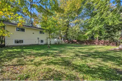 33866 Gail Drive, North Ridgeville, OH 44039 - Photo 6