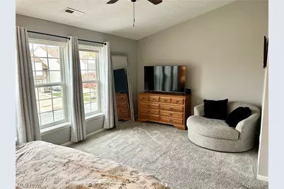 1434 South Yorkshire Drive, Grandview Heights, OH 44147 - Photo 14