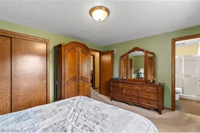 5727 Eastview Street, Louisville, OH 44641 - Photo 18