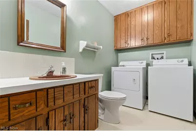5727 Eastview Street, Louisville, OH 44641 - Photo 24