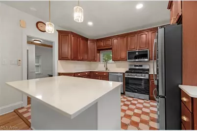 1659 Chesterland Avenue, Oakwood, OH 44107 - Photo 16
