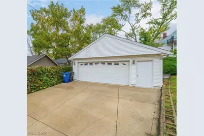 1659 Chesterland Avenue, Oakwood, OH 44107 - Photo 40