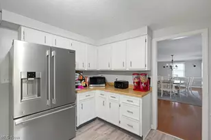 1047 Berkshire Dr, Macedonia, OH 44056 - Photo 8