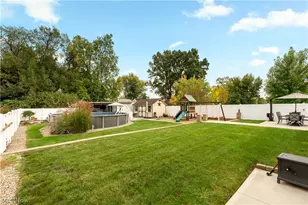 154 Victoria Ave NW, Canton, OH 44708 - Photo 4