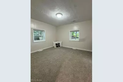 4527 Arlington Road, Uniontown, OH 44685 - Photo 12