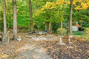 215 Cheltenham Ln, Munroe Falls, OH 44262 - Photo 40