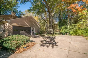 2221 Devonshire Dr NW, Canton, OH 44708 - Photo 44