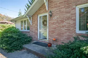 5632 Everhard Rd NW, Canton, OH 44718 - Photo 2