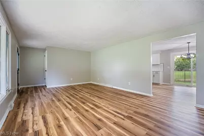 1333 Clarence Street NW, Uniontown, OH 44685 - Photo 4
