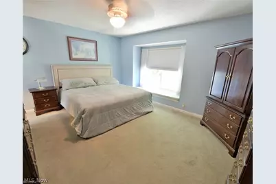 1104 Courtyard Square, Zanesville, OH 43701 - Photo 10