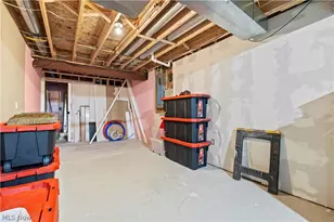 3950 Martin's Run Dr, Lorain, OH 44053 - Photo 40