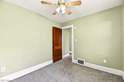 1897 Marks Avenue, Akron, OH 44305 - Photo 16