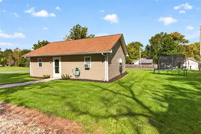 6195 Ethel Avenue, Elyria, OH 44035 - Photo 1