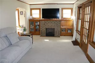1567 Glenmount Ave, Akron, OH 44301 - Photo 2