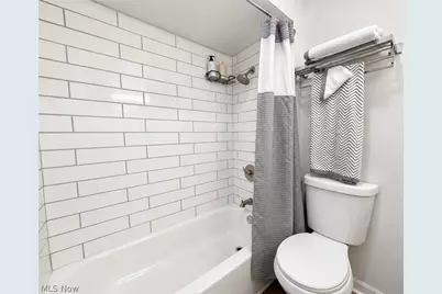 607 Castle Boulevard, Akron, OH 44313 - Photo 32